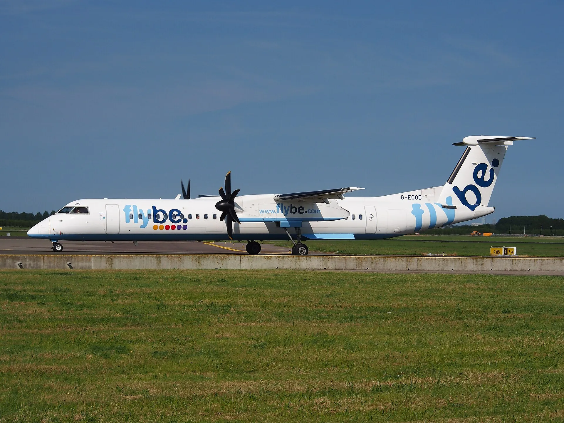 Иллюстрация к статье «40 дней и 25 тысяч километров: доставка нового Dash 8-Q400»