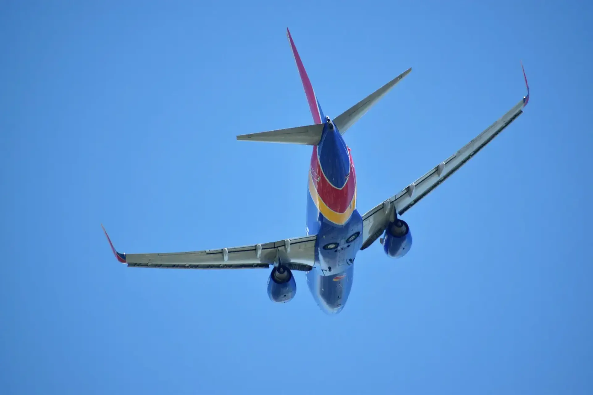 The Boeing 737 has a short to medium range